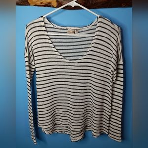 Mudd Jrs Oversized Layering Sweater - White/Black - XS